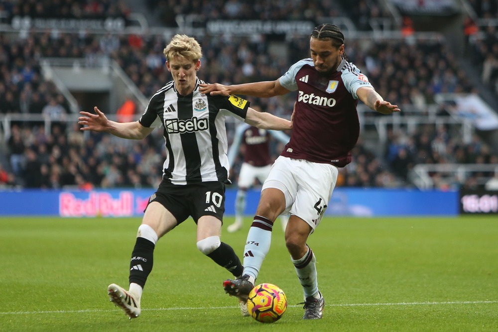 nhan-dinh-soi-keo-aston-villa-vs-newcastle-united-luc-18h30-ngay-16-8-2025-1